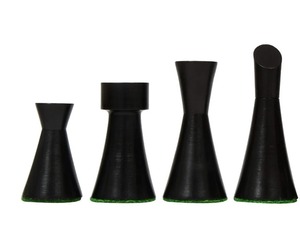 Elegantes piezas de ajedrez minimalistas modernas de la serie Midnight en madera de haya enebonizada, Rey de 3.4 pulgadas, al mejor precio. - Product Image 4