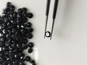 Spinelle noire naturelle 4,5 mm, taille brillant ronde, pierres précieuses de qualité supérieure pour la fabrication de bijoux - Product Image 3