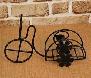 Porta Servilletas de Metal Negro Vintage con Diseño Floral Decorativo y Forma de Bicicleta para Mesa de Comedor o Cocina - Product Image 3