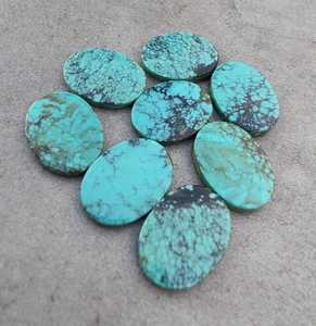 Turquesa tibetana natural en forma de moneda ovalada, piedra suelta para la fabricación de joyas y manualidades. - Product Image 3