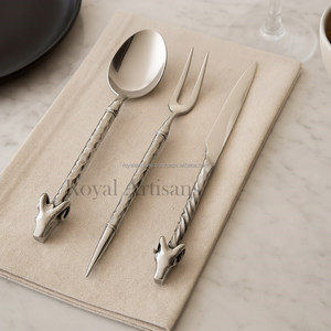 ชุดเครื่องใช้บนโต๊ะอาหารสแตนเลสหัวสัตว์จากนักออกแบบของราชวงศ์ช้อนส้อมและมีดสำหรับงานแต่งงาน - Product Image 1