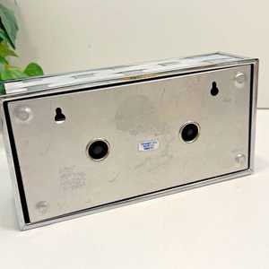 Boîte à mouchoirs vintage en métal argenté tressé pour comptoir ou mur Stylebuilt Style - Product Image 4