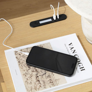 Juego de 2 mesitas de noche de ratán con luz LED y estación de carga integrada para dormitorio o sala de estar - Product Image 4