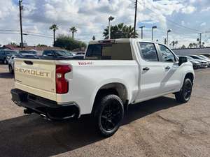 Chevrolet Silverado 1500 LT Trail Boss d'occasion 2025 - Product Image 3