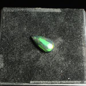 โอปอลสีดำธรรมชาติทรงลูกแพร์ขนาด 3.75 กะรัต ขัดเงา ลายรังผึ้งขนาดเล็ก 17x10 มม. พลอยเม็ดเดี่ยว - Product Image 5