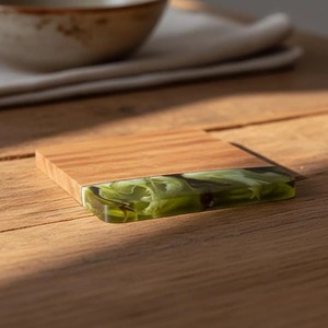 Green Resin And Wooden Coaster Set Stylish Decorative Coasters Perfect For Kitchen Countertop <b>Protection</b> And Clean Setup - Product Image 3