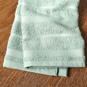 Ensemble de 4 torchons de cuisine pistache/blancs, taille 16"x26" pour vos besoins en cuisine - Product Image 2