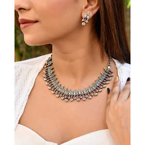 Ensemble de bijoux ethniques bohèmes vintage indiens Meera Jaipur pour femmes, collier ras du cou en argent oxydé, boucles d'oreilles, cadeau de mariage, cadeau de mariée - Product Image 2