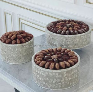 Bandeja de servicio con Incrustaciones de nácar de nuevo diseño Juego de 3 - Product Image 1