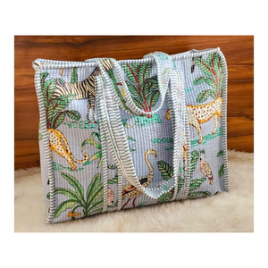 Bolsos de mano de algodón estampados a mano, bolsos acolchados de algodón estampados a mano de la India, bolsos de playa. - Product Image 2