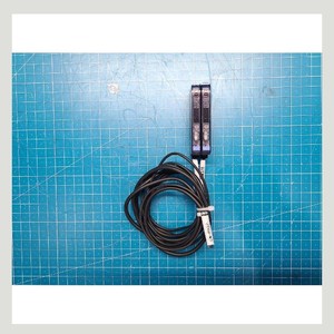 Keyence FS-V11 + FS-V12ที่ใช้เป็นชิ้นส่วนอุปกรณ์เซมิคอนดักเตอร์แบบดั้งเดิม - Product Image 3