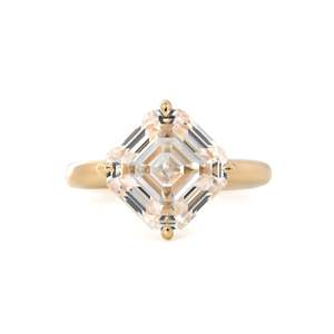 Anillo de Diamante Cultivado en Laboratorio de Oro Amarillo de 14K con Corte Ascher de 6 Quilates, Certificado por IGI, de Grado de Lujo, Elegante Anillo de Compromiso Solitario para Mujer - Product Image 4