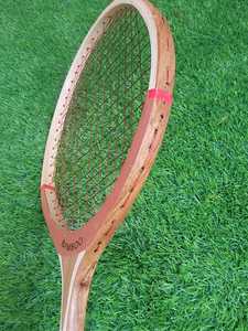 Raquettes de badminton professionnelles en gros à prix abordable avec manche en bois pour sports de plein air, équipement sportif de badminton avec balles en bois - Product Image 6