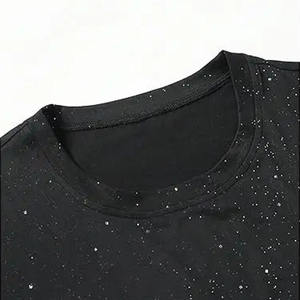 T-shirt graphique personnalisé pour homme avec étoiles en strass, noir, style streetwear vieilli, coupe oversize, effet scintillant et tendance - Product Image 2