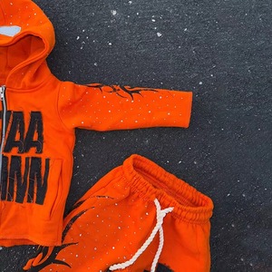 Chándal Naranja para Niños con Capucha y Cremallera Completa, Estampado de Letras, Estilo Urbano, Corte Regular, Bolsillos Laterales, Material de Poliéster - Product Image 4