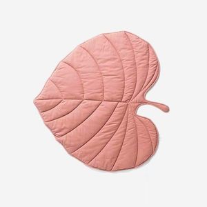 Couverture pour chien en forme de feuilles 3D, couverture en peluche douce et chaude pour animaux de compagnie, pour lit de chien ou lit de chat - Product Image 2