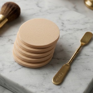 ฟองน้ำแต่งหน้า [K-ESSENTIALS] รุ่น Glow Makeup Sponge แบบนุ่มพิเศษ รูปหัวใจ ผลิตจากวัสดุรูบิเซลล์ ใช้ได้ทั้งแบบเปียกและแบบแห้ง - Product Image 3