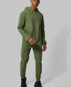 Vente en gros Veste Softshell personnalisée à capuche d'hiver simple Veste Softshell d'extérieur coupe-vent décontractée pour homme - Product Image 3