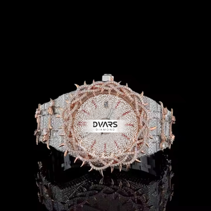 Montre-bracelet de luxe haut de gamme unisexe, étanche, en alliage, design carré, style sport et mode, avec moissanite VVS dorée et diamants incrustés - Product Image 1