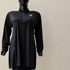 REDDITO Blusa de manga larga con cuello alto y bolsillos para mujer, conjunto de pantalones largos deportivos de secado rápido, corte holgado, color negro liso - Product Image 2