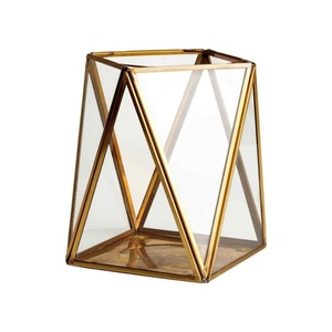 Terrarium en verre géométrique avec cadre doré, décoration moderne pour la maison, vase de table pour le salon - Product Image 1
