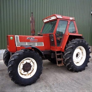 Oferta al por mayor: Tractor agrícola Fiat 4x4 de servicio pesado, 75HP, con bomba de rendimiento de calidad premium - Product Image 6