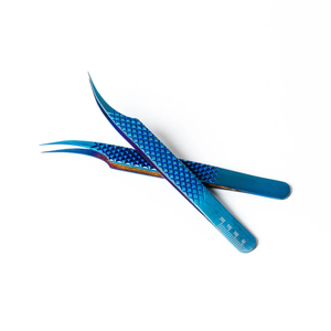 Pince à épiler pour extensions de cils OEM de haute qualité, à forte adhérence, durable, à pointe lisse, en acier inoxydable, à pointe en fibre, pour volume, personnalisable - Product Image 5