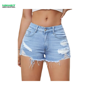 Shorts de mezclilla desgastados de tiro bajo, estilo Cheeky, blanqueados de fábrica, con efecto destruido, proveedor de ropa de verano sexy al por mayor - Product Image 6