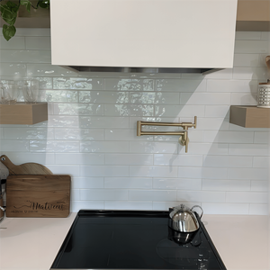 Rubinetto da cucina a due maniglie color oro con doppio giunto e bracci oscillanti, design pieghevole a parete per riempimento pentole - Product Image 5