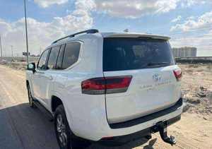 PROMOTIONS EXCEPTIONNELLES pour LAND-CRUISER LC300 SUV d'occasion, MANUEL, VOLANT À GAUCHE, TURBO, CUIR, CAMÉRA R21 - Product Image 3