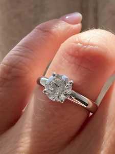 Bagues de fiançailles en diamant 14K 18K Or massif Rond Diamant de laboratoire Sertissage à griffes Solitaire pour demande en mariage Mariage Bijoux fins Fabrication - Product Image 1