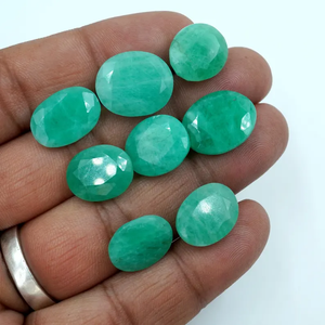HAYAAT GEMS - Gemas Ovaladas de Esmeralda India, Corte Esmeralda, Color Verde Facetado, Tamaños Variados, 87 Quilates, 8 Piezas - Product Image 6