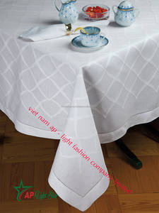 Nappe en lin élégante et luxueuse avec broderie au point de croix fraîche de haute qualité - Product Image 5