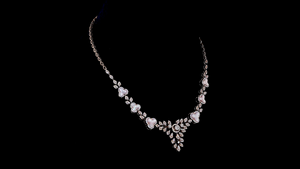 Collar de Plata con Trébol de Nácar y Diamantes Cultivados en Laboratorio |   Collar Floral de Plata de Ley 925 |   Regalo de Novia - Product Image 2