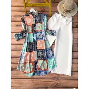 TOP DE TRABAJO CON ESTAMPADO DIGITAL DE ALGODÓN DE DISEÑADOR CON PALAZZO MULTI - Product Image 1