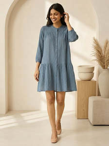 Robe chemise en lin et coton bleu, manches trois quarts, col montant, coupe trapèze, longueur mini, décontractée, pour tous les jours, respirante, avec poches - Product Image 3