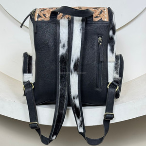 Venta al por mayor de bolsas de lona de viaje de cuero con herramientas manuales y mochila de pañales de cuero de vaca con herramientas manuales a juego de equipaje de 2 piezas - Product Image 5