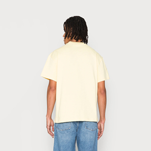 T-shirt Homme Respirant en Polyester/Coton Personnalisé, Confortable et Écologique, 350 GSM, Idéal pour l'Été – Fabriqué au Pakistan – Prix Abordable - Product Image 3