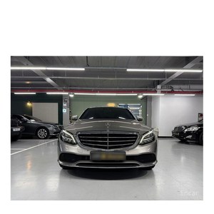 เมอร์เซเดส-เบนซ์ ซี-คลาส C220 d 4MATIC Exclusive สิงหาคม 2019 47,230 กม. พวงมาลัยซ้าย มาตรฐานไอเสียยูโร 5 เกียร์อัตโนมัติ เบาะหนัง - Product Image 2