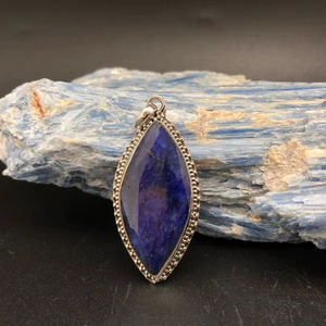 Collar con Colgante de Zafiro Marquesa, Plata de Ley, Hecho a Mano, Piedra Azul Natural, Joyería Elegante, Regalo - Product Image 1