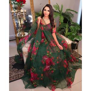 Conjunto elegante Lehenga Choli para mujer de diseñador para fiesta - Product Image 3