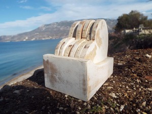 Premium Heart Shape <b>White</b> Wooden <b>Coaster</b> For Romantic Decor Table Protection And Gifting Purpose Table Mat Pads From India - Product Image 4