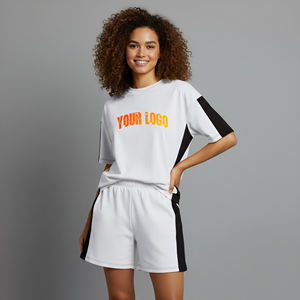 ชุดเซ็ต 2 ชิ้นสำหรับผู้หญิง ผ้าฝ้าย 100% OEM/ODM เสื้อแจ็คเก็ตครอปตัวสั้นกันลม พร้อมปักโลโก้ตามสั่ง ชุดฤดูร้อน - Product Image 5