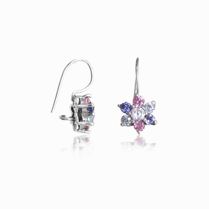 Boucles d'oreilles pendantes en pierres précieuses florales du Rajasthan, en argent sterling 925, pour femmes et filles, à porter lors de mariages, de fêtes et de cérémonies. - Product Image 2