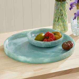 Assiette de service moderne en résine faite à la main, ronde, motif agate poli, luxe moderne, écologique, pour fêtes, maison, hôtel, restaurant, mariage - Product Image 3