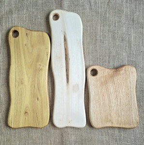 UO Creative Design Irregular Shape Solid <b>Black</b> Walnut Wood Cutting Serving Chopping <b>Board</b> with Handle for Steak Meat Charcuterie - Product Image 3