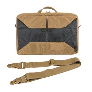 Sac bandoulière imperméable pour transporter des accessoires électroniques, au design simple et classique, fabriqué au Vietnam. - Product Image 3