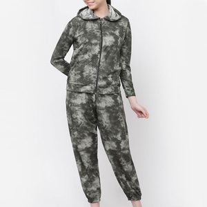 Conjunto Deportivo para Mujer, Diseño de Moda, para Entrenamiento al Aire Libre, Cómodo, con Logotipo - Product Image 1
