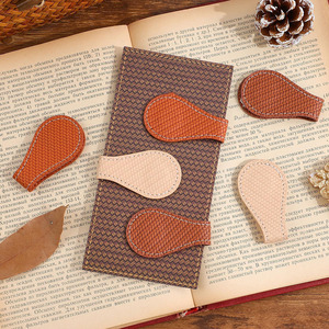 Luxury leather maple leaf <b>bookmark</b> made from genuine leather for premium reading experiences for sale in wholesale price - Product Image 4