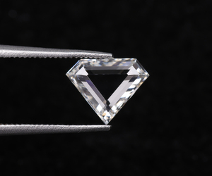 OM GEMS Diamante Sintético Premium de Corte Pentágono, Cultivado en Laboratorio, 1-4 CT, Claridad VVS-VS1, Certificado IGI, Diamante Suelto Cultivado en Laboratorio - Product Image 1